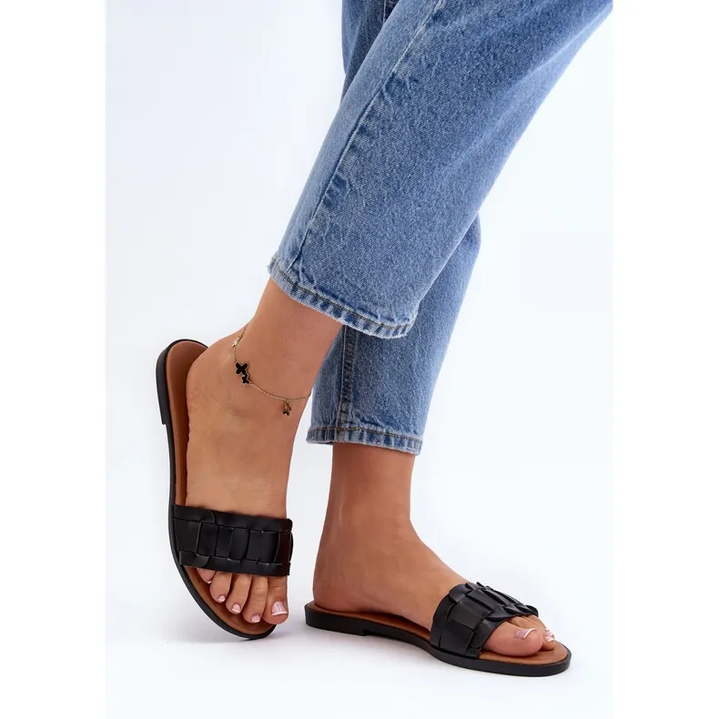 Classic black women's tongs Namrita in black