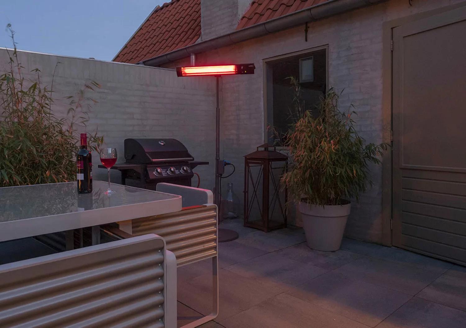 EUROM Golden Shadow 1500 - Chauffage de terrasse électrique - 1500W - Télécommande incluse