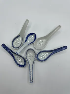 Lot de 6 cuillères à soupe chinoises bleues - Ressourcerie Histoires Sans Fin