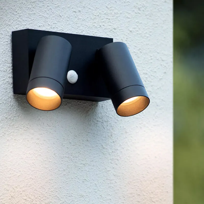 Zwarte buitenlamp met bewegingssensor Taylor, aluminium